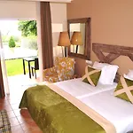 מלון Enotel Santo Da Serra 4*