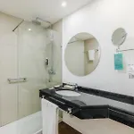 מלון Enotel Santo Da Serra 4*