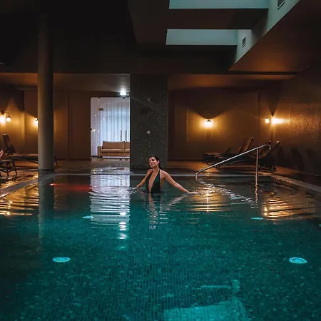 Ξενοδοχείο Enotel Santo Da Serra 4*