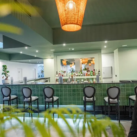 호텔 Enotel Santo Da Serra 4*