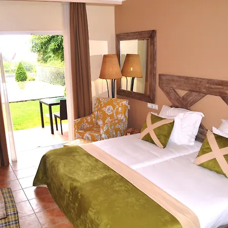 호텔 Enotel Santo Da Serra 4*