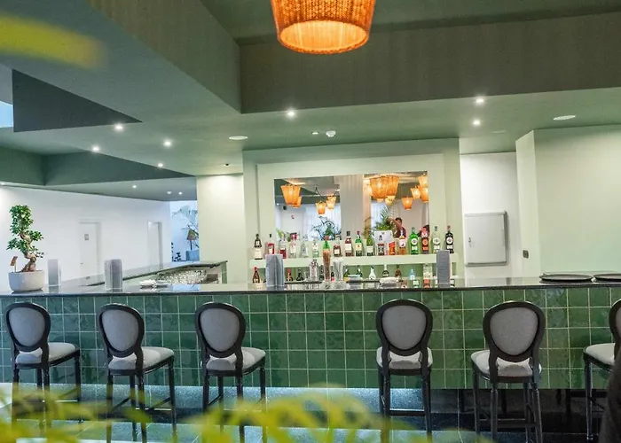 Hotel Enotel Santo Da Serra 4*