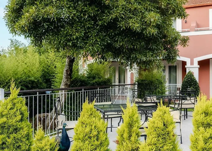 Enotel Santo Da Serra Hotel