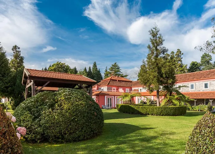 Enotel Santo Da Serra Hotel 4*