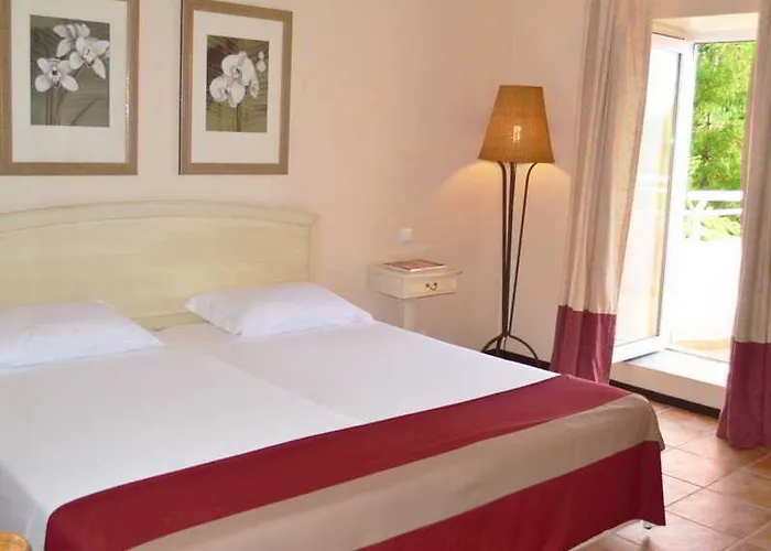 Enotel Santo Da Serra Hotel